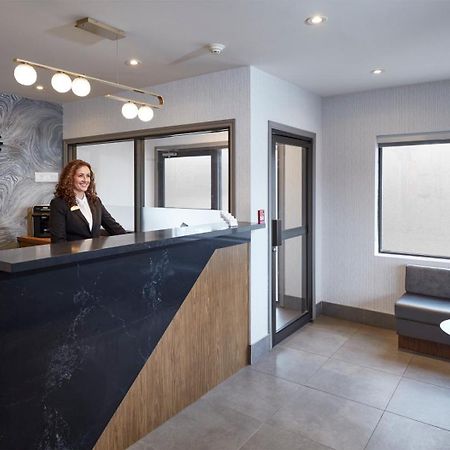 Canadas Best Value Inn Toronto Ngoại thất bức ảnh